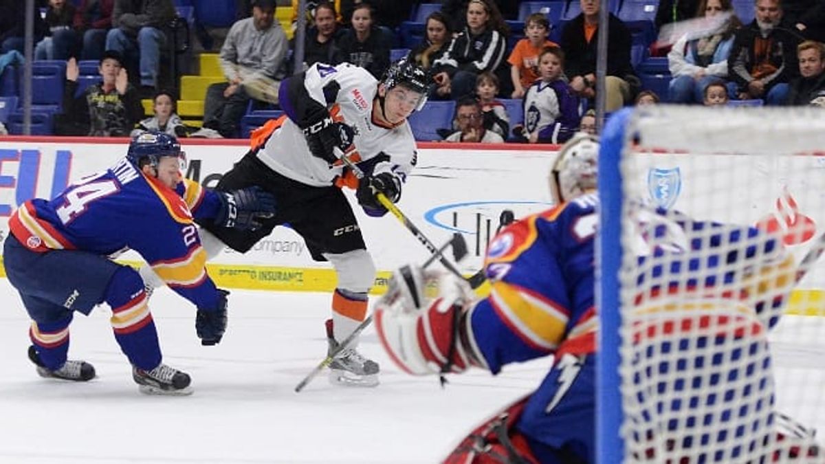 Royals Sink Admirals with Second Straight Come-Back, 3-1
