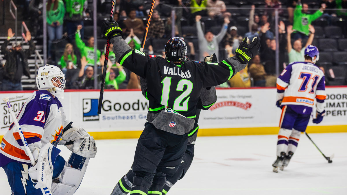 VALLEAU SCORES IN OVERTIME AS GHOST PIRATES DOWN SOLAR BEARS