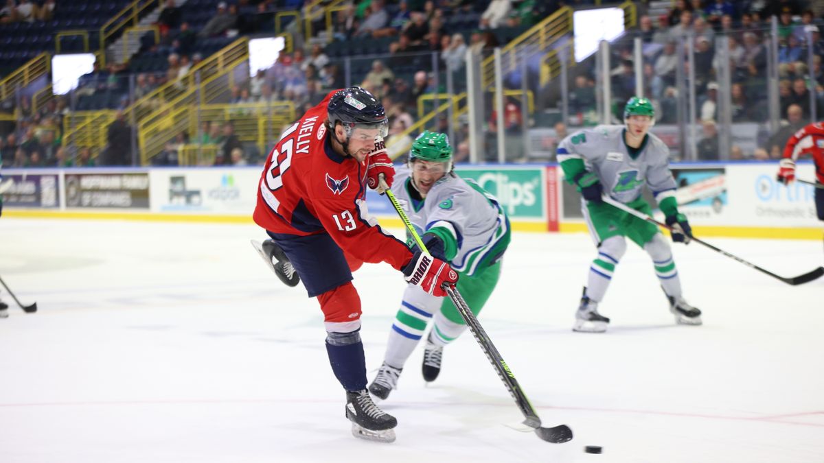 STINGRAYS COME BACK TO DEFEAT EVERBLADES 4-3