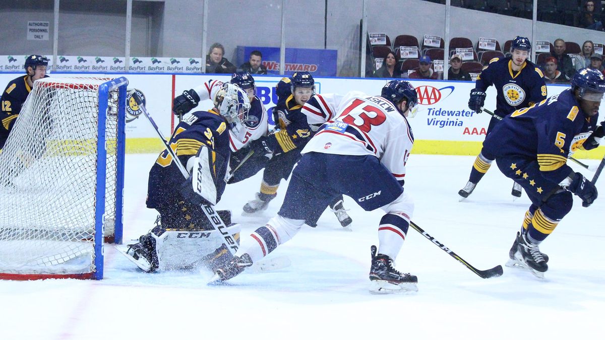 Hurley&#039;s Late Strike Gives Admirals Series Win