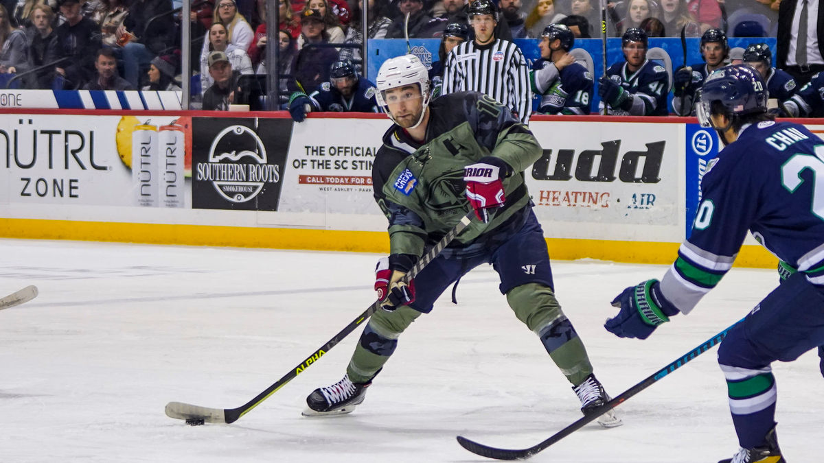 Stingrays Fall in First Meeting with Everblades