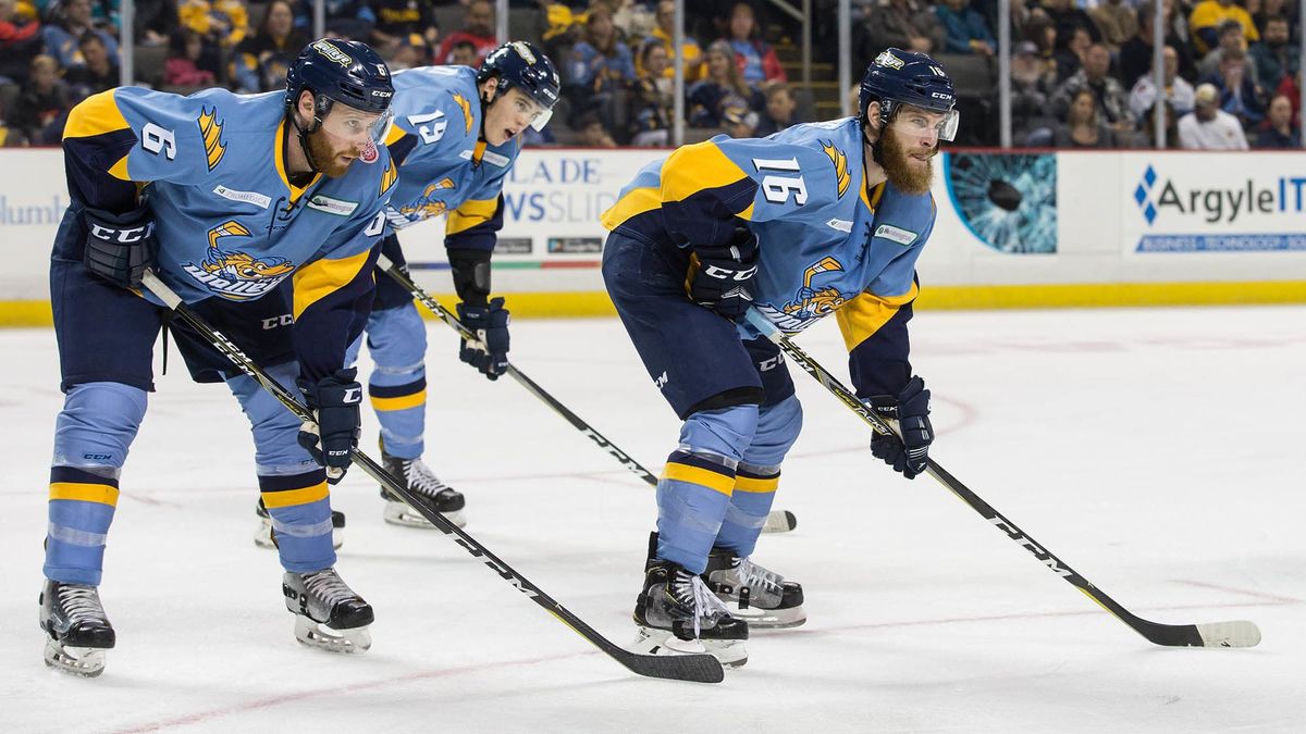 Sellout streak continues as Walleye hold off Nailers