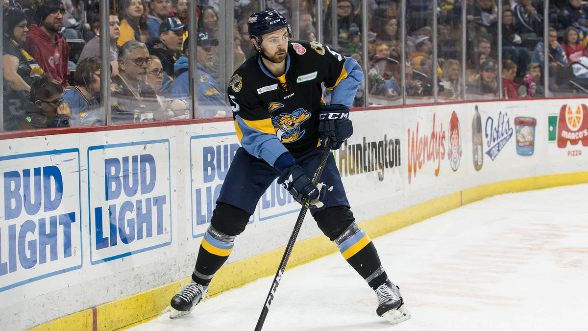 Walleye fall in OT as Oilers even series at 2-2