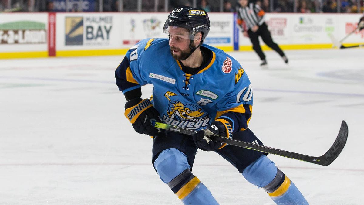 Walleye rally late, but drop OT decision to Fuel