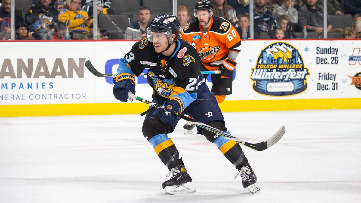 Walleye defeat Wings, 4-2, on big performances from Keenan and Schultz