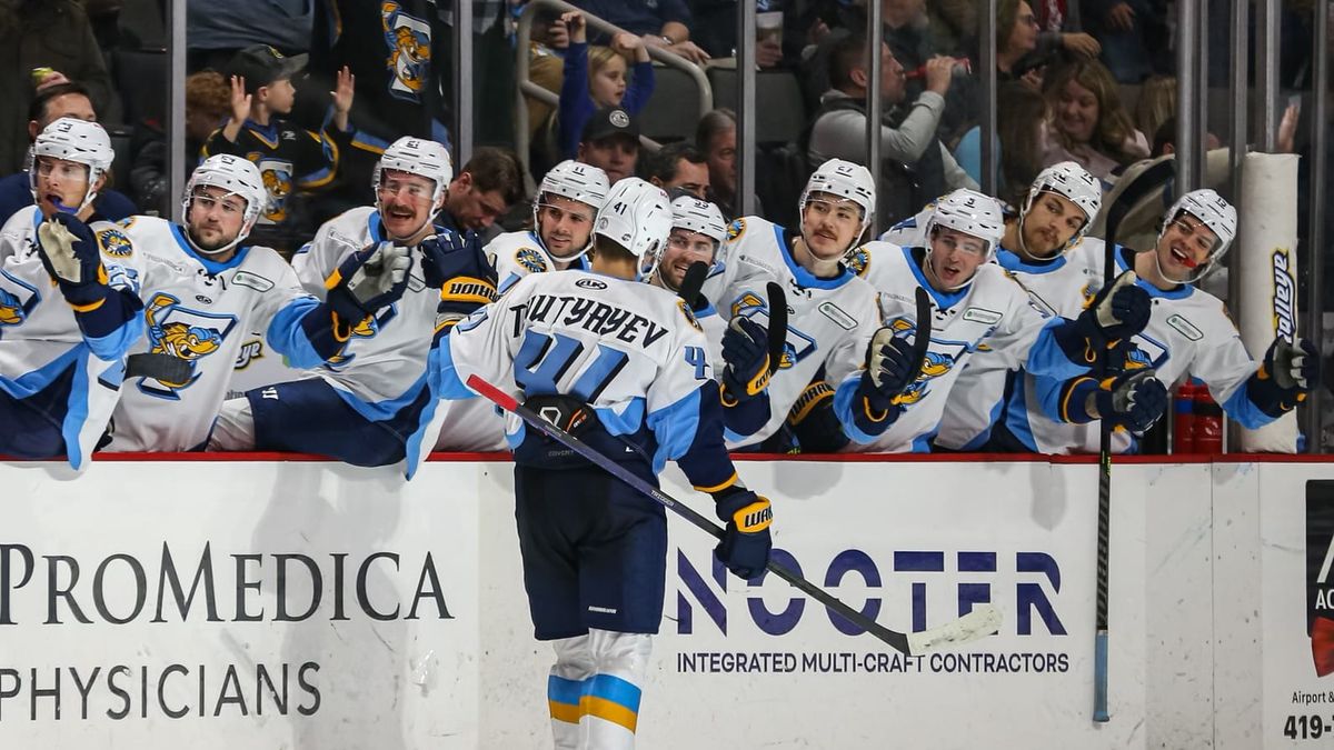 Walleye show no quit in home win over Indy