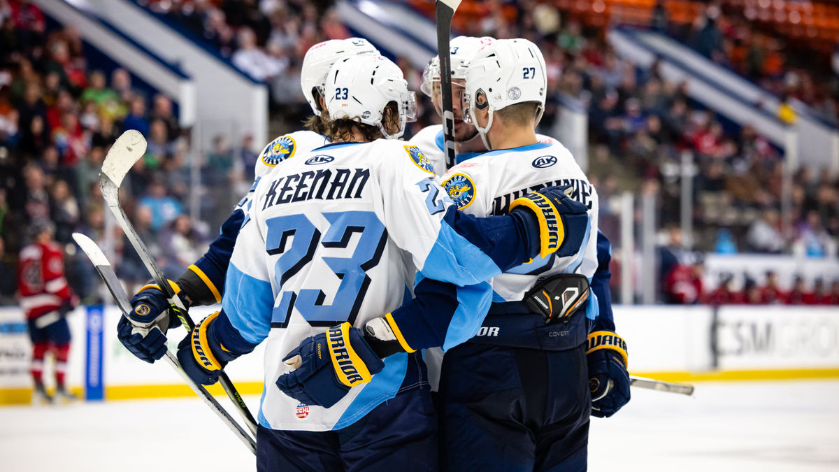 Second period explosion fuels fifth straight Walleye win