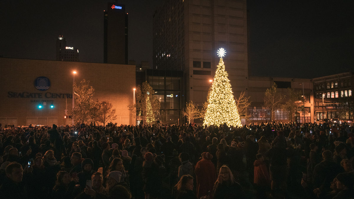 Get &quot;lit&quot; with us at our Hensville Tree Lighting: Friday, December 1