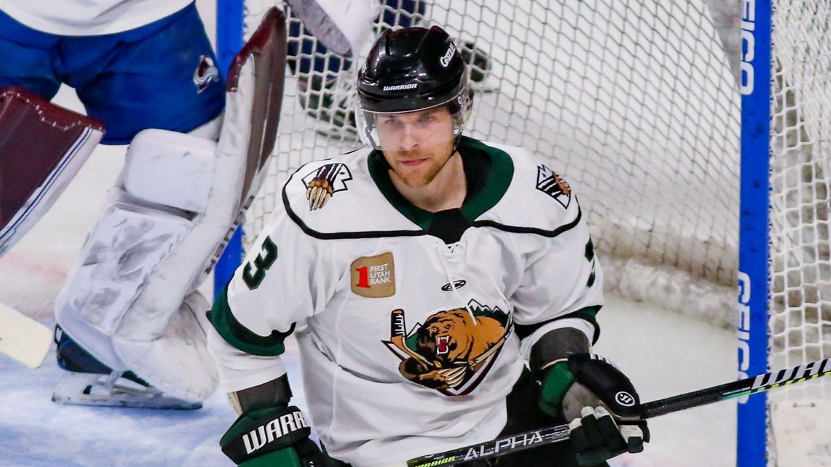 Grizzlies Sign Raabe and Shearer for Upcoming Season