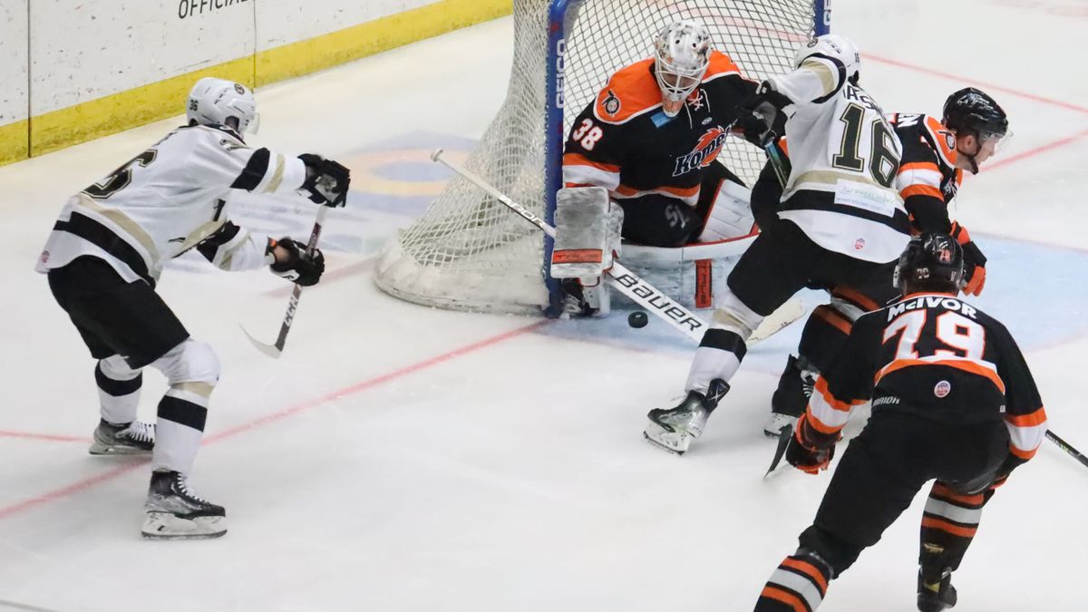 Powerful Special Teams Early Give Komets First Win of Series