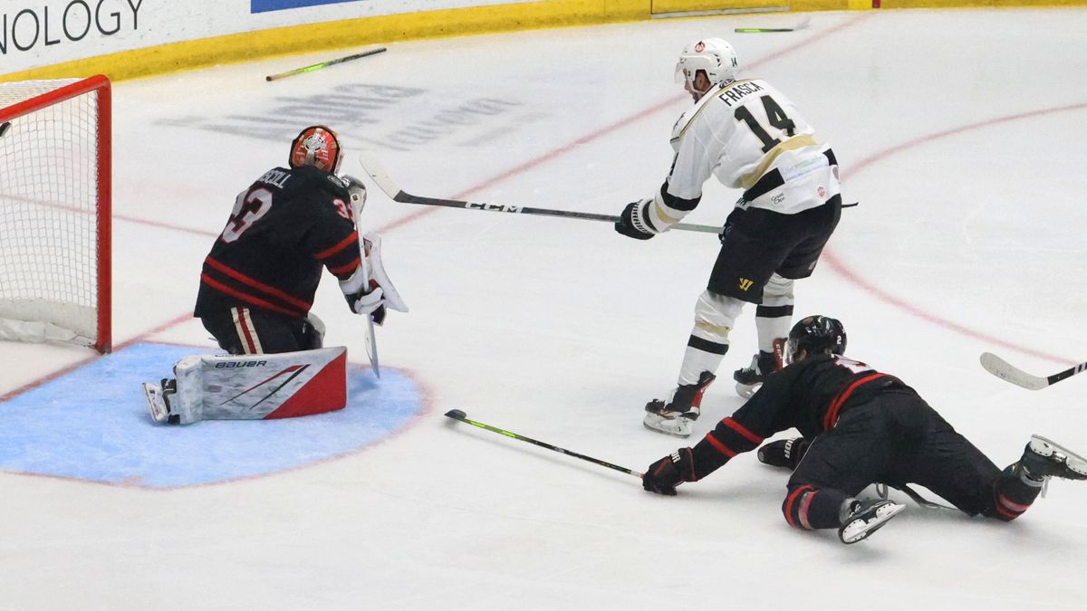 Nailers Enjoy Home Cooking in 4-1 Win Over Fuel