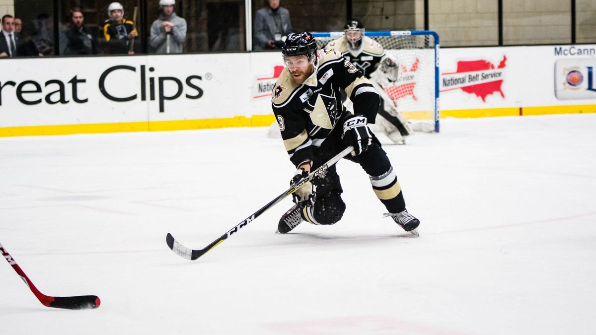 Royals Rebound to Blank Nailers