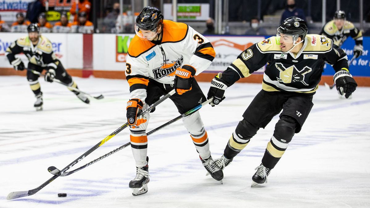 Nailers Erase One Deficit, but Komets Prevail