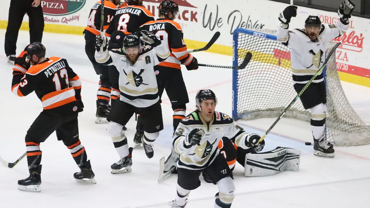 Nailers Comeback Nets One Point Against Komets