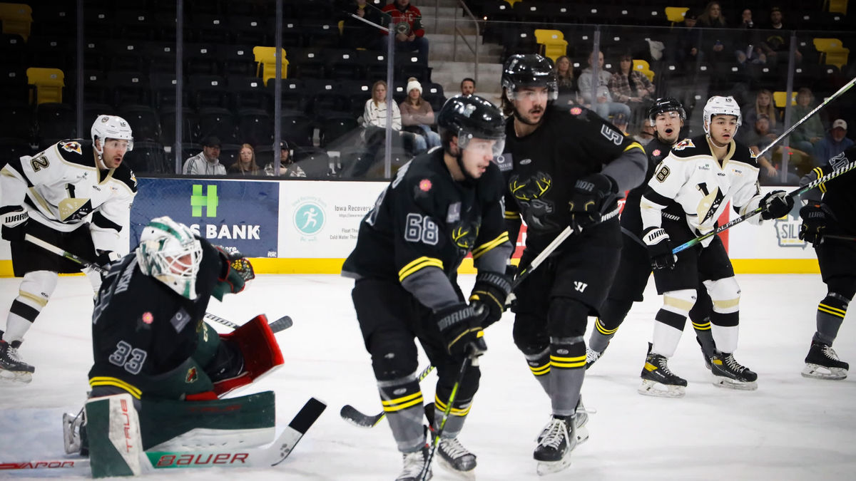 Nailers Offense Cooking in Coralville