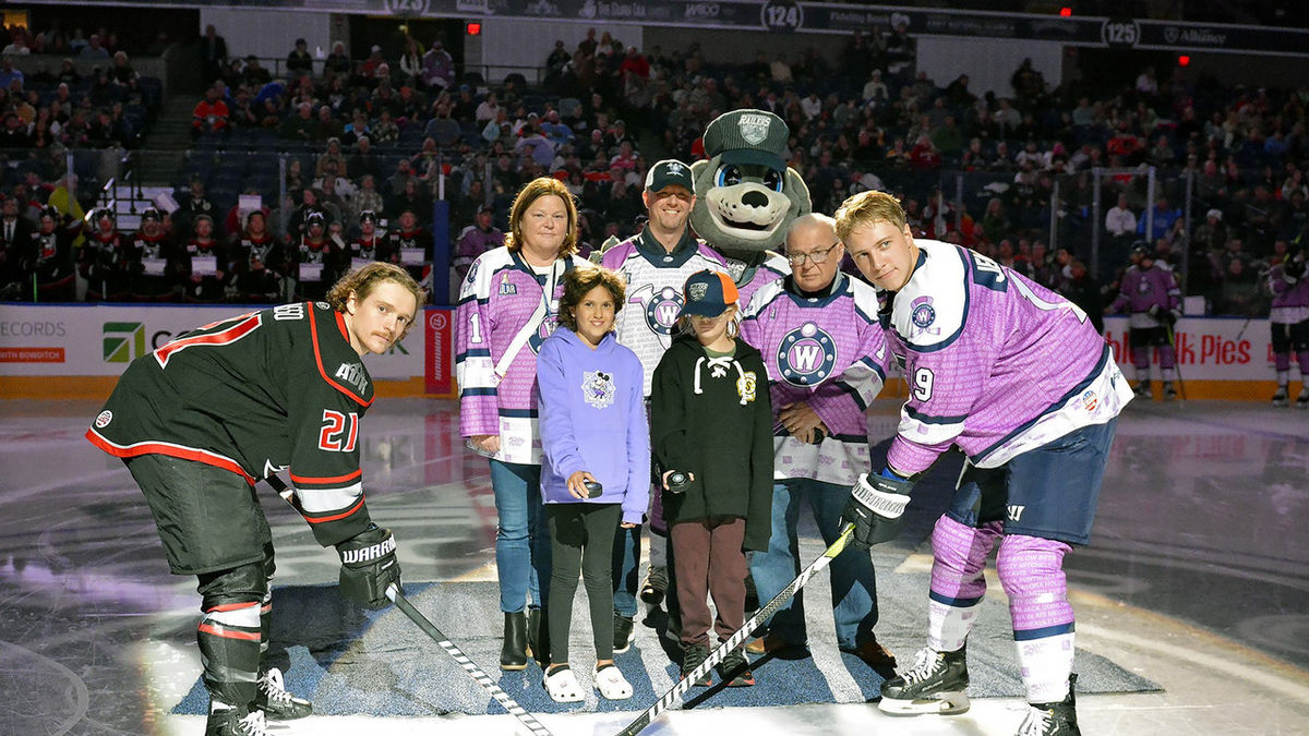 (11/4) Hockey Fights Cancer Photo Gallery