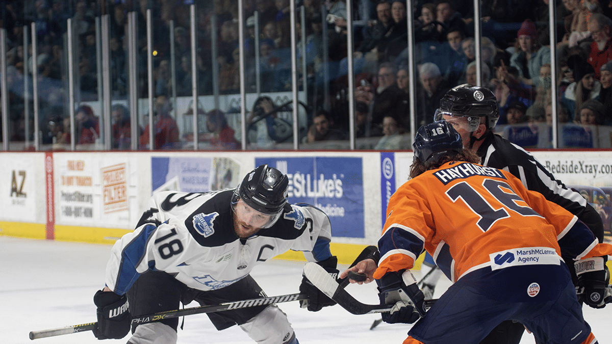 Railers Fall 5-4 to Steelheads in Back-and-Forth Overtime Game