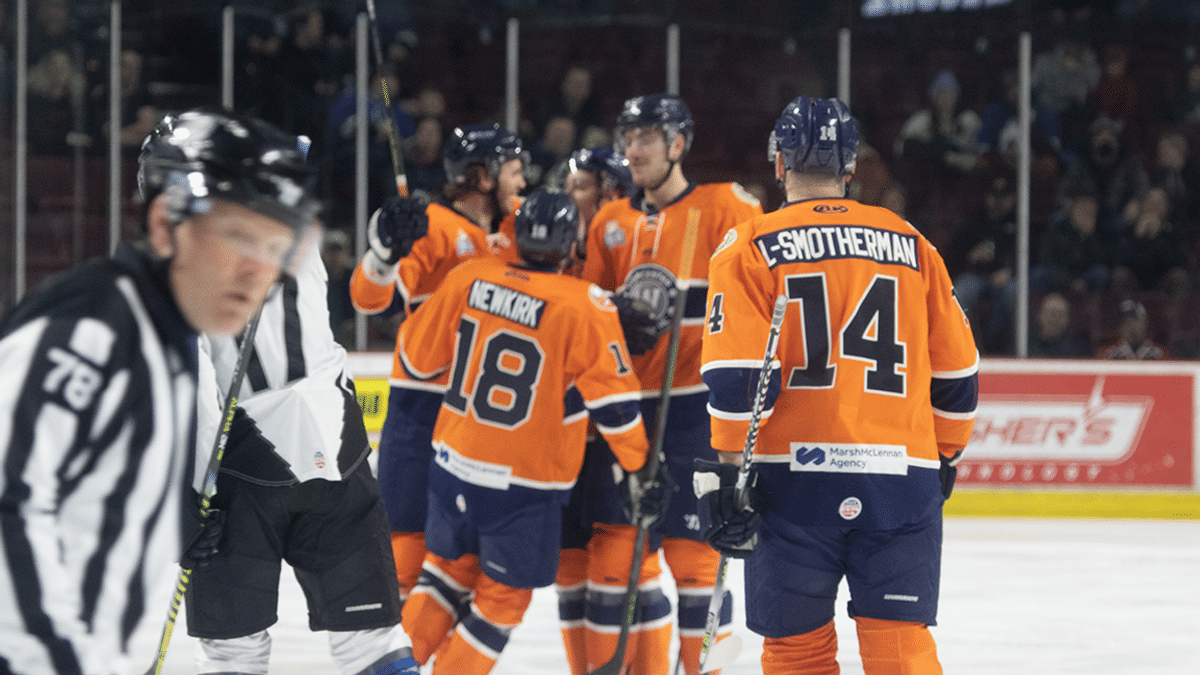 Railers Pick Up 4-2 Win in First Ever Meeting With Steelheads