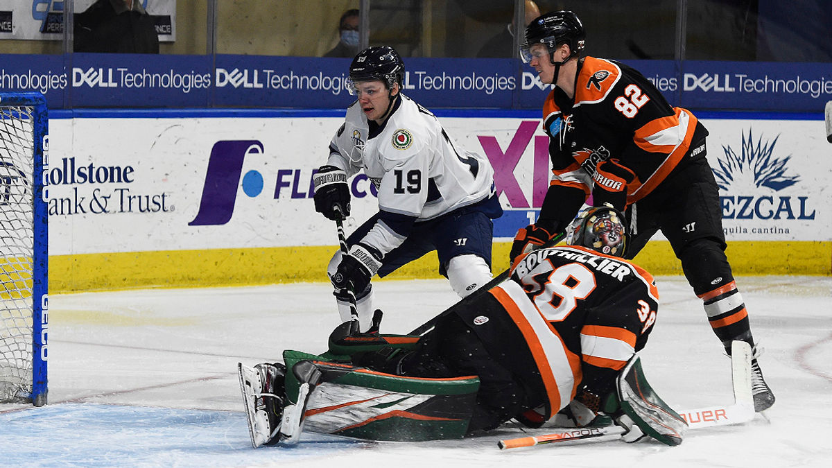 Komets Complete Third Period Comeback Putting an End to Railers Win Streak