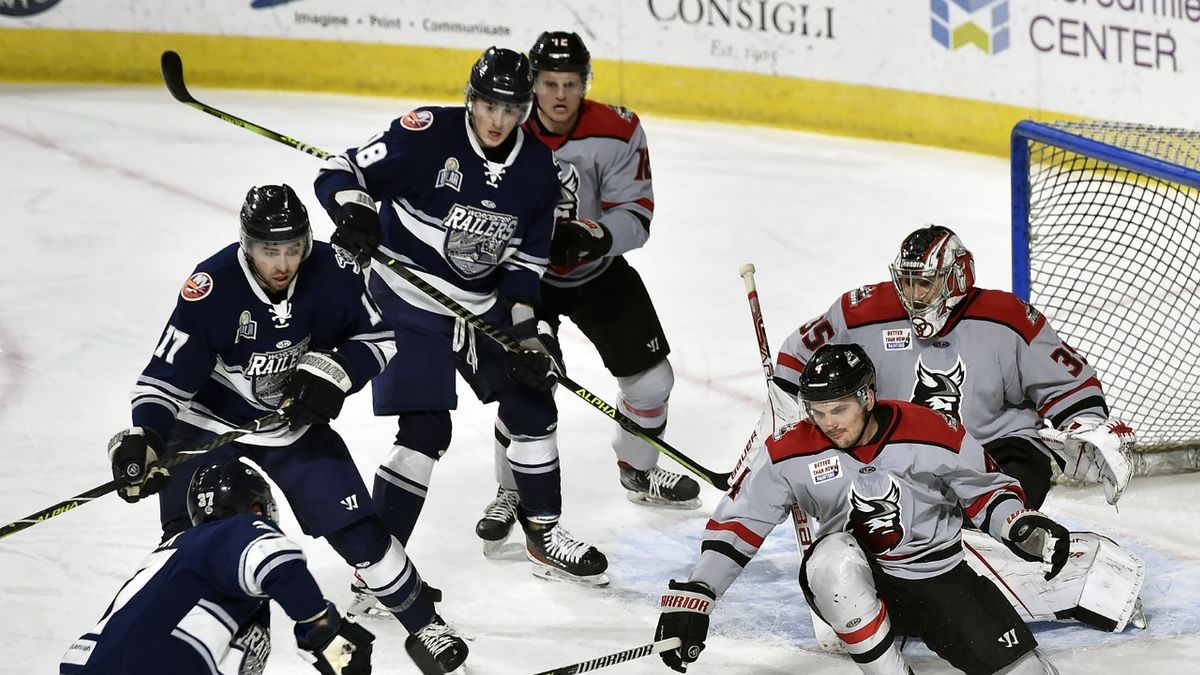 Worcester Drops Wednesday Matchup to Thunder 3-1