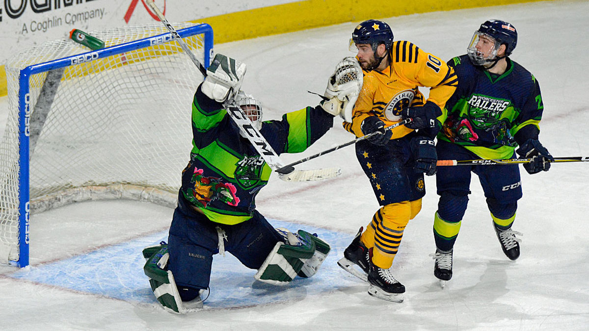 Railers wallop Admirals 6-1 in a wild fight filled affair in front of big crowd at DCU Center