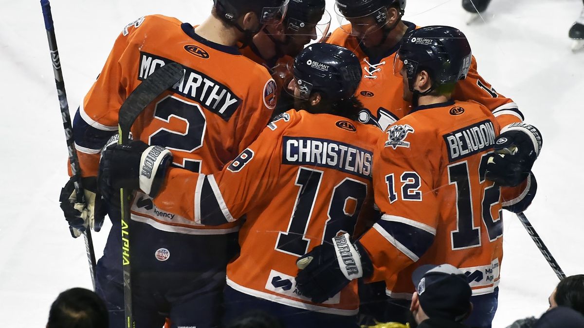 Worcester Grabs 3-2 Win over Lions to Cap Off Three-in-Three