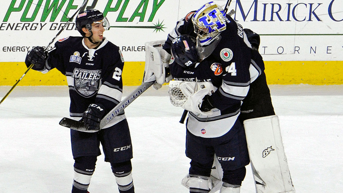 Railers win second straight via the shootout with 2-1 victory over Thunder