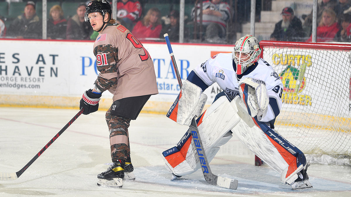 Railers Hold on In Shootout, Beat Thunder 3-2