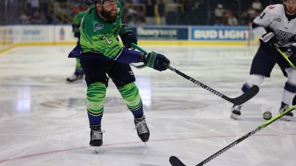 Everblades Look for Sweep Over Railers